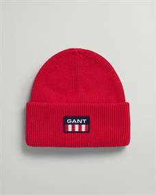 Retro Shield Beanie ruby red