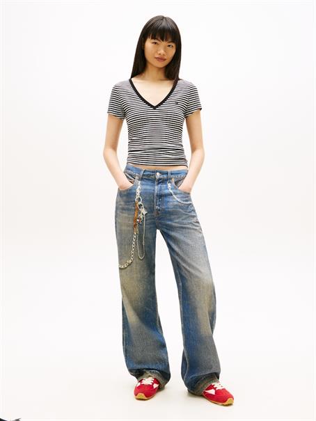 Ribbed Low V-Neck Slim T-Shirt black-ecru stripe