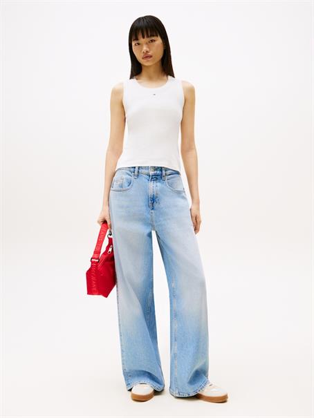 Ribbed Slim Scoop Neck Tank Top ecru