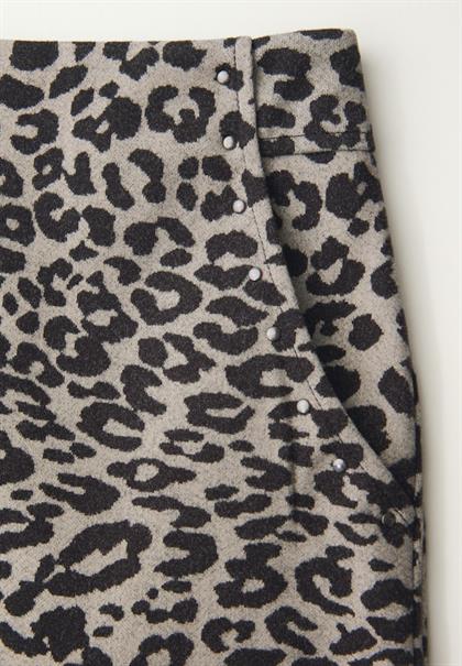 Rock in Wolloptik mit Nieten soft beige