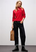 Rollkragen Pullover racing red