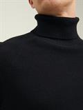 Rollkragenpullover black