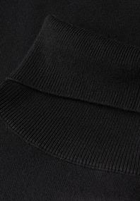 Rollkragenpullover black