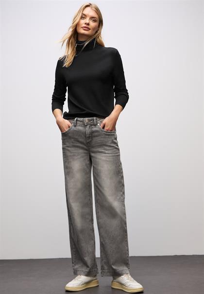 Rollkragenpullover black