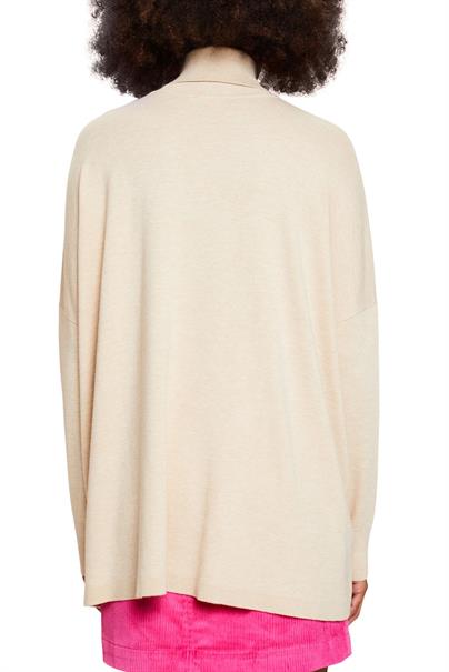 Rollkragenpullover mit Fledermausärmeln cream beige