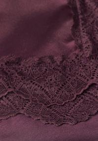 rustic rouge