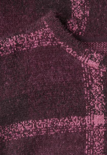 rustic rouge