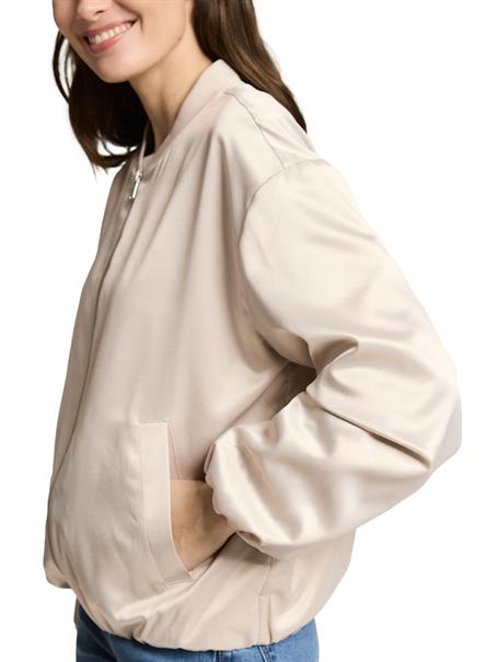 Satin Blouson Jacke mit Bomberkragen sand stone beige
