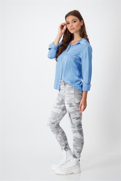 Satin Bluse zum Knöpfen arctic blue