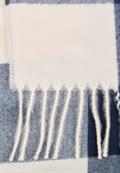 Schal aus recyceltem Polyester sage