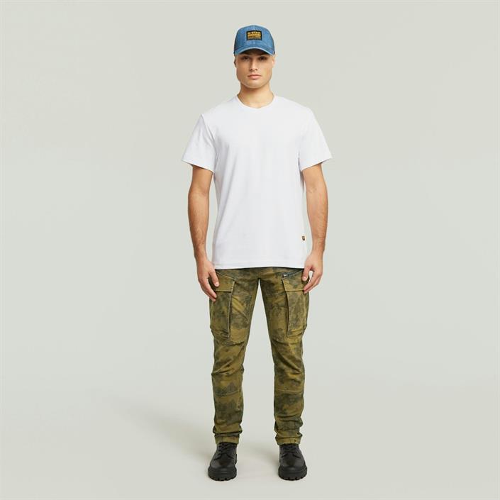 script-r-t-white