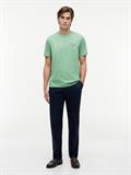 SCRIPT STACK REGULAR TEE cut grass