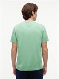 SCRIPT STACK REGULAR TEE cut grass