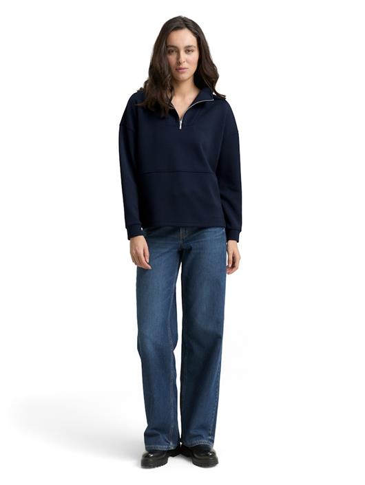 scuba-troyer-sweatshirt-lunar-eclipse