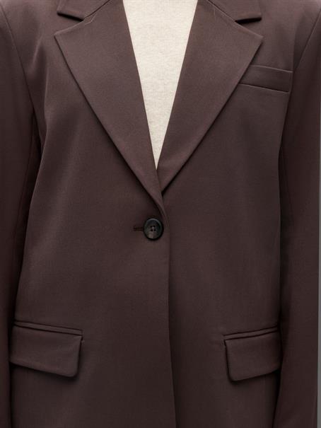 seal brown