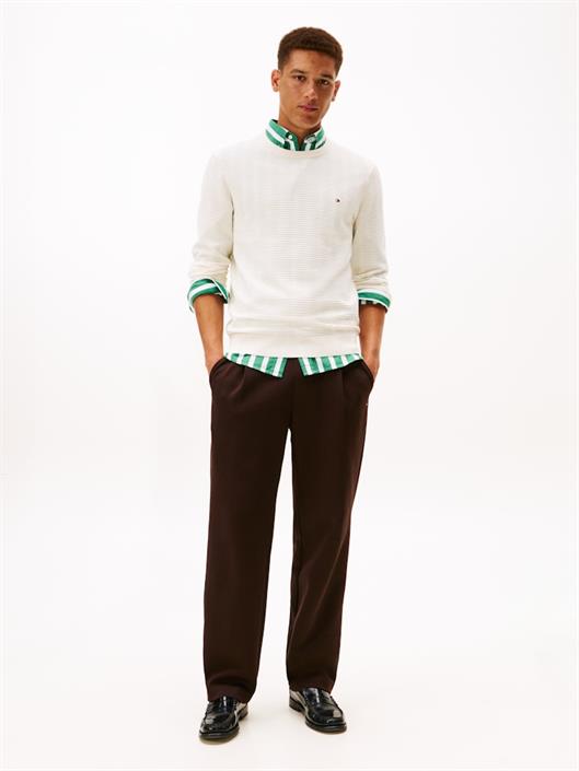 seasonal-structure-cneck-ivory-petal