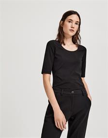 Serta black