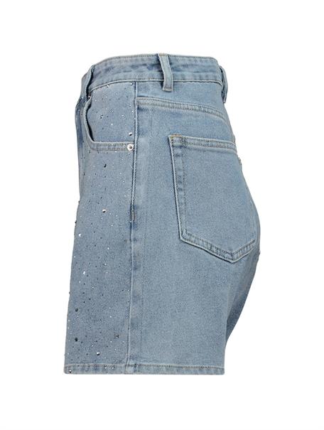 SH C JN St44ina mblue