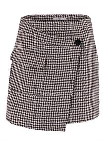 SH P ST Mo44dena 7385 pepita