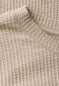 sheer beige mel.