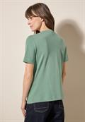 Shirt mit Artwork matcha green