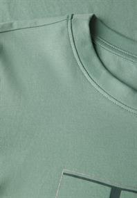 Shirt mit Artwork matcha green