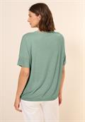Shirt mit Dekosteinen matcha green