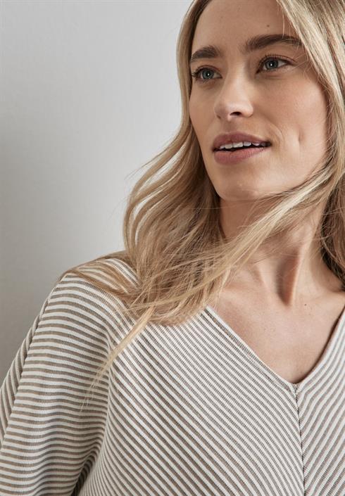 shirt-mit-diagonalstruktur-breezy-beige-mel