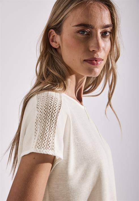shirt-mit-spitzendetail-off-white