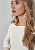 Shirt mit Streifen-Bündchen off white