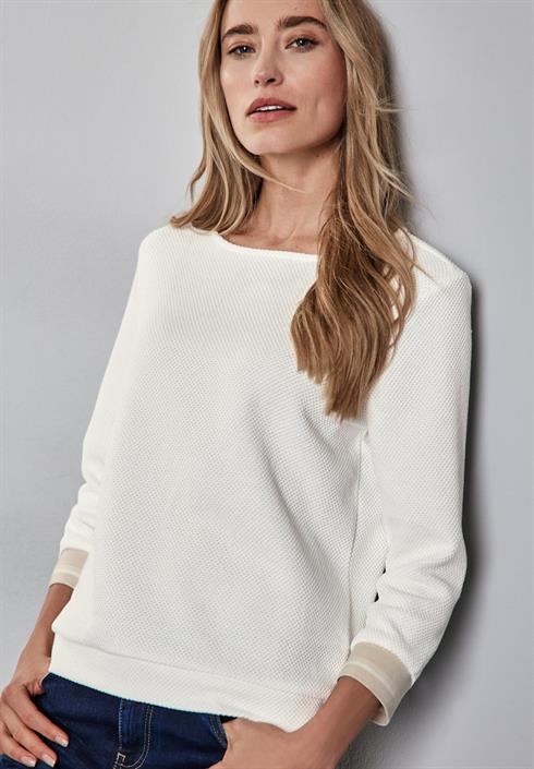 shirt-mit-streifen-bündchen-off-white