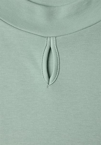 Shirt mit Turtle Neck und Schlitzdetail eucalyptus green