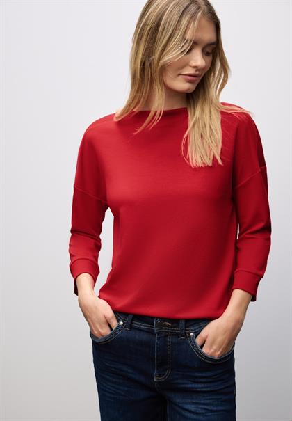 Shirt mit U-Boot-Ausschnitt racing red