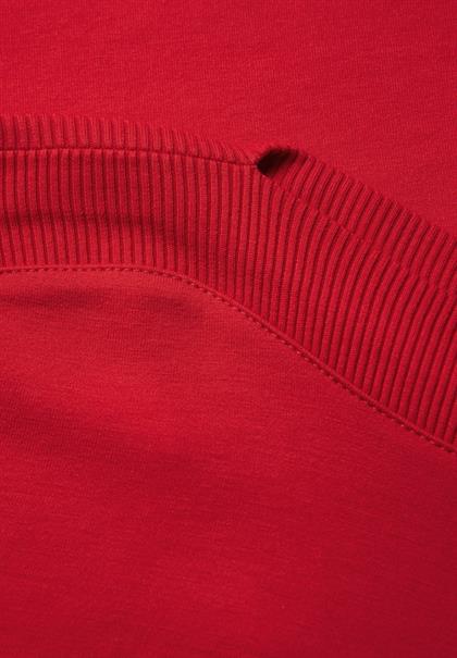 Shirt mit U-Boot-Ausschnitt racing red