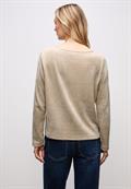 Shirt mit U-Boot-Ausschnitt sanded beige
