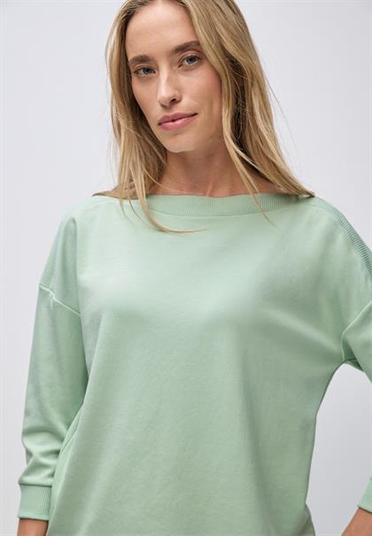 Shirt mit U-Boot-Ausschnitt serene green