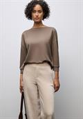 Shirt mit U-Boot-Ausschnitt silk brown