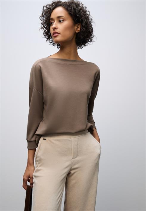 shirt-mit-u-boot-ausschnitt-silk-brown