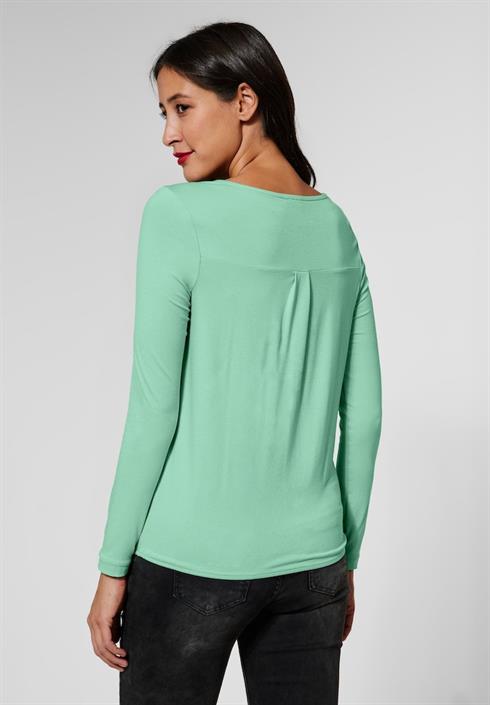 shirt-mit-v-ausschnitt-clary-mint
