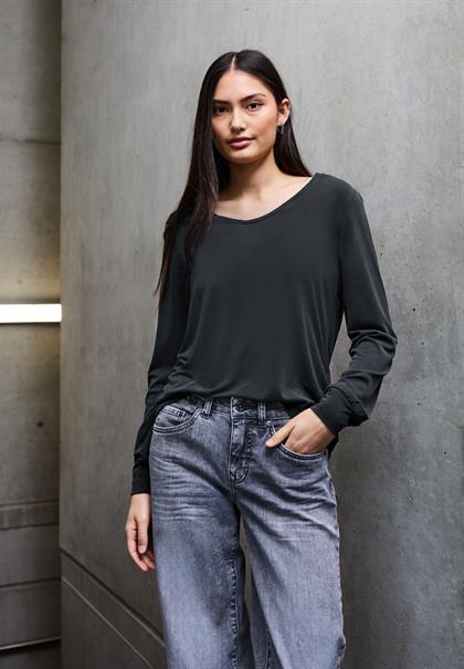 Silk-Look V-Neck Shirt black