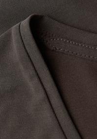 Silk-Look V-Neck Shirt dark auburn brown