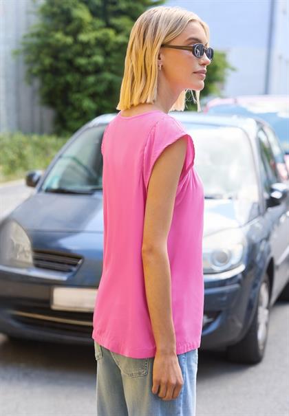 simply pink