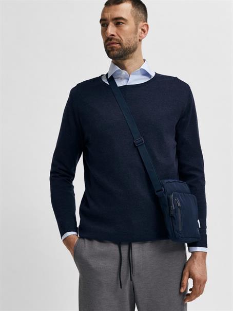 SLHROME LS KNIT CREW NECK NOOS dark sapphire