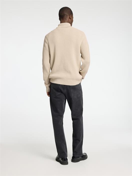 slhtheo-ls-knit-structure-roll-neck-oatmeal