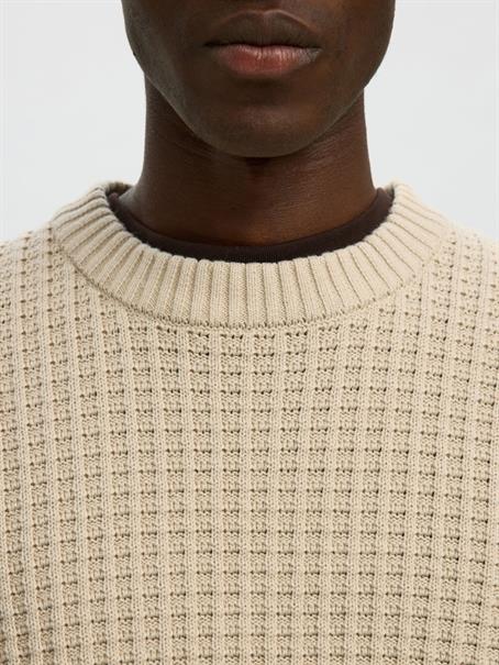 SLHTOM LS KNIT STRUCTURE CREW NECK oatmeal