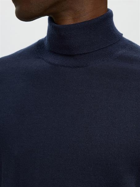 SLHTRAY LS KNIT MERINO ROLL NECK NOOS navy blazer