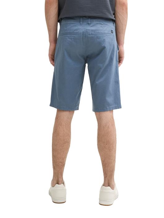 slim-chino-shorts-blue-triangle-print