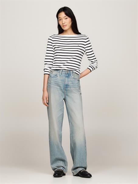 SLIM CODY RIB BOAT-NK LS breton ecru-desert sky