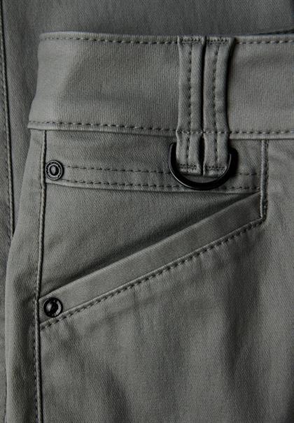 Slim Fit Coated Hose balsam green