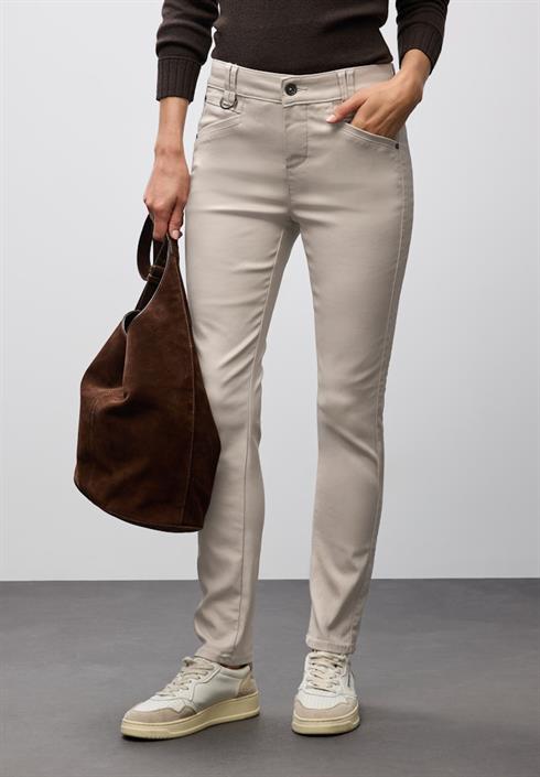 slim-fit-coated-hose-dark-moonstone-sand